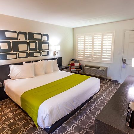 University Inn Asu/Tempe (Adults Only) Екстериор снимка