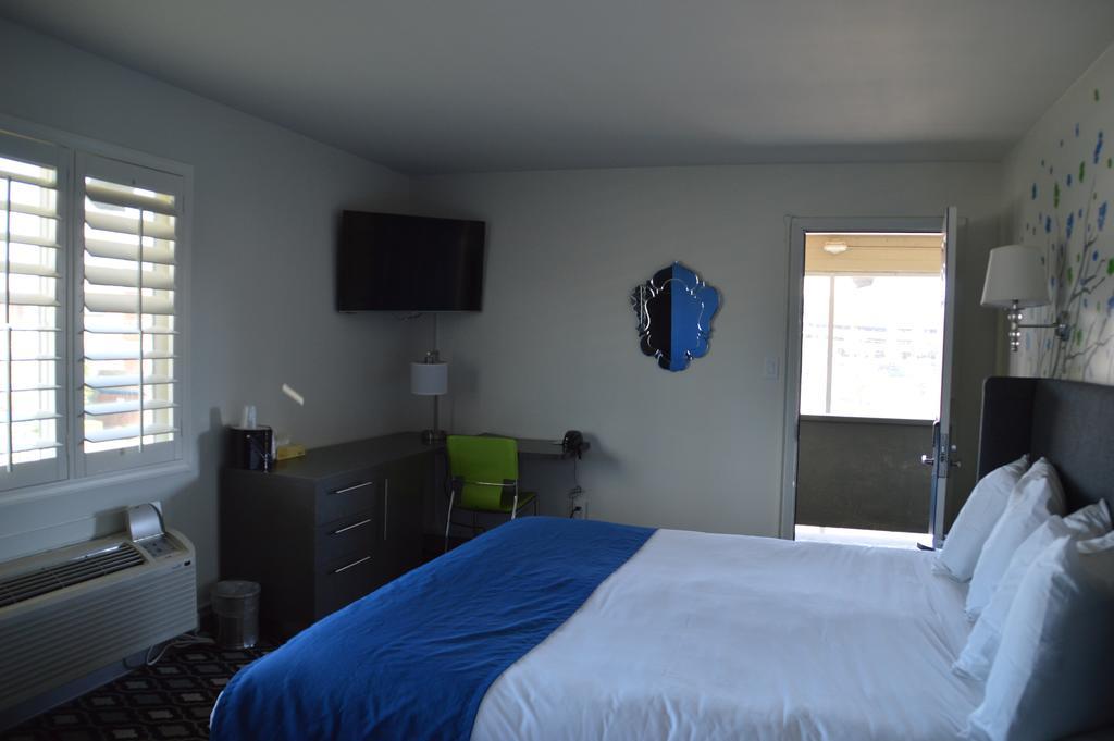 University Inn Asu/Tempe (Adults Only) Екстериор снимка