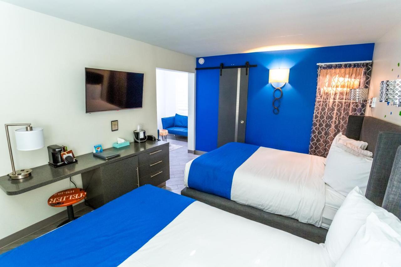 University Inn Asu/Tempe (Adults Only) Екстериор снимка